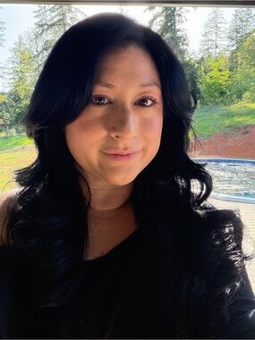 Meet your Posher, Angela